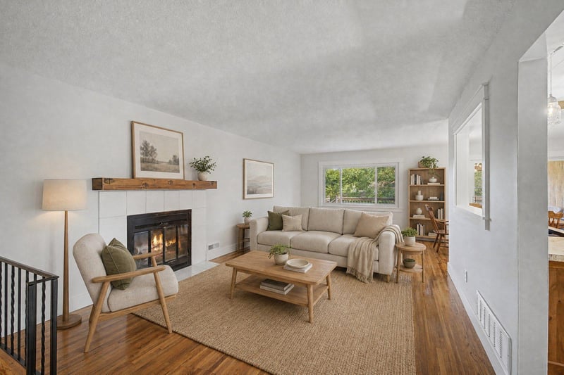 10496 Thrush St NW, Coon Rapids, MN 55433