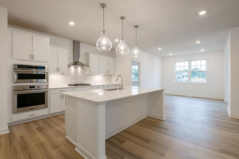 5180 Long Pointe Bay, Woodbury, MN 55129