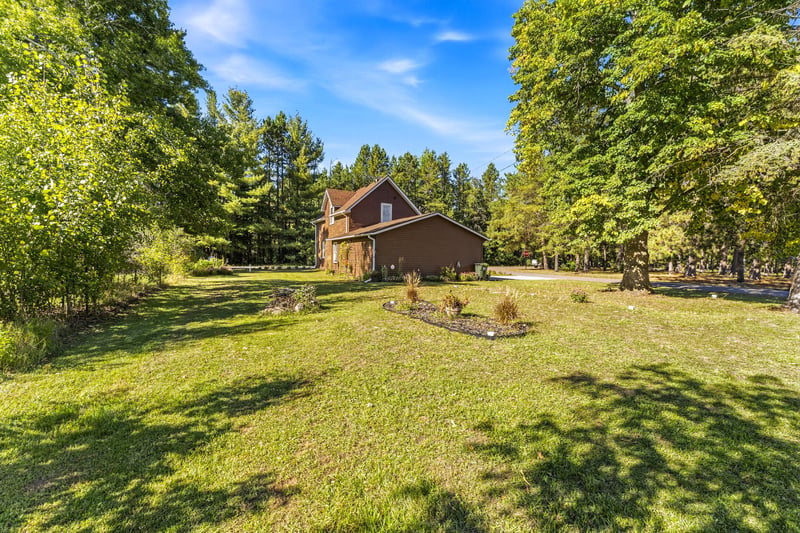 7338 Main St, Willow River, MN 55795