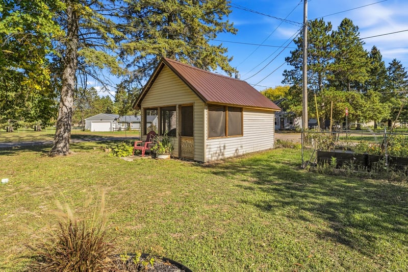7338 Main St, Willow River, MN 55795