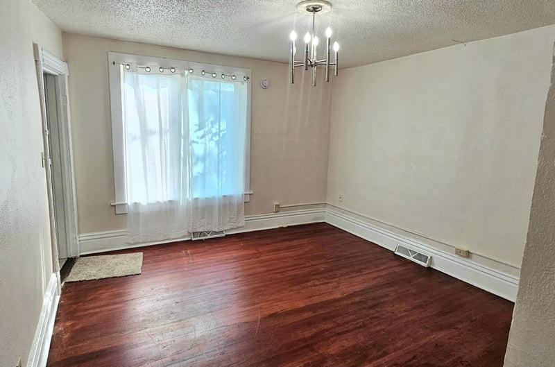 397 Burgess St, Saint Paul, MN 55117