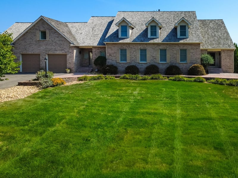 500 Navajo Rd W, Medina, MN 55340