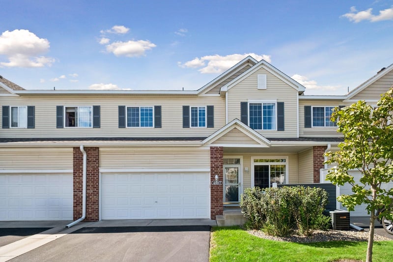 4887 Bivens Ct #9706, Inver Grove Heights, MN 55076