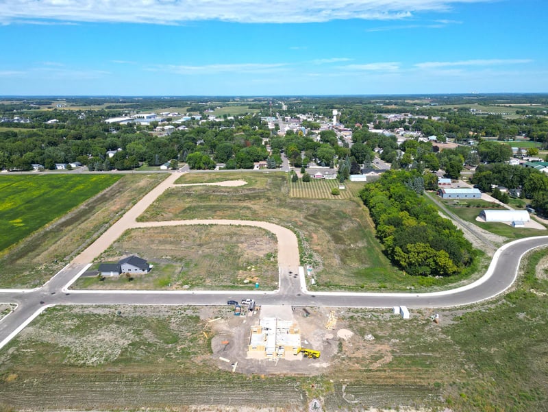 461 Marian Dr, Maple Lake, MN 55358
