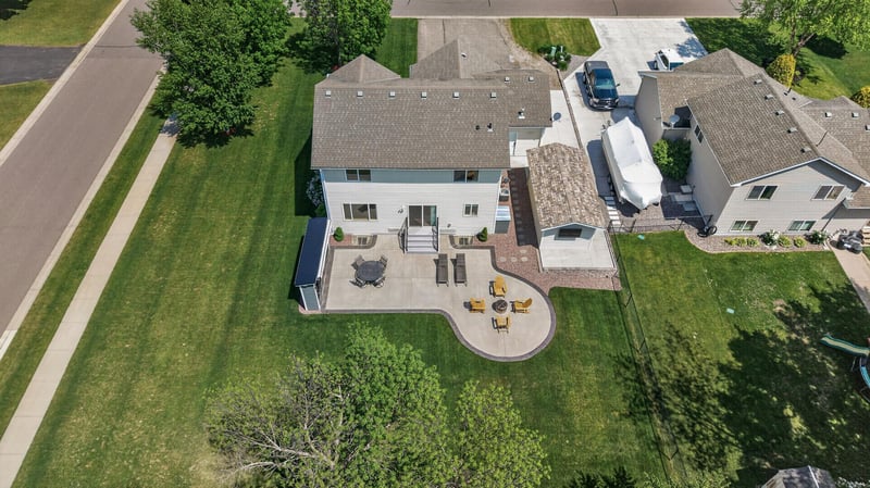 12295 63rd St NE, Albertville, MN 55301