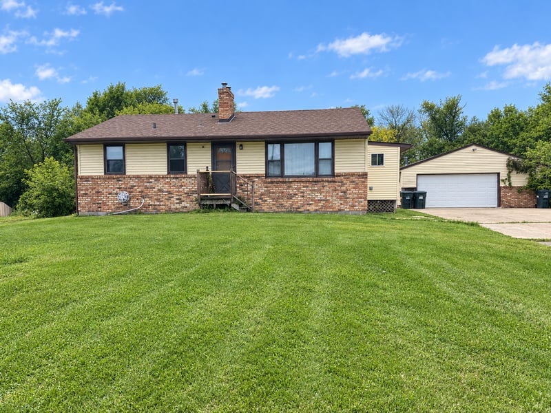 50800 Evergreen Ave, Rush City, MN 55069