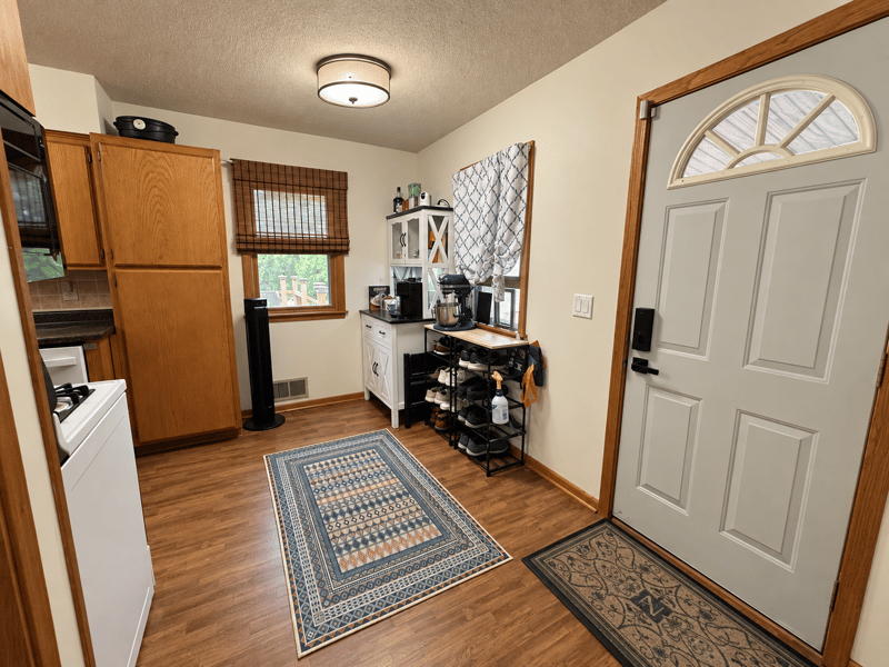 50800 Evergreen Ave, Rush City, MN 55069