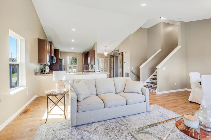15174 Emory Cir, Apple Valley, MN 55124