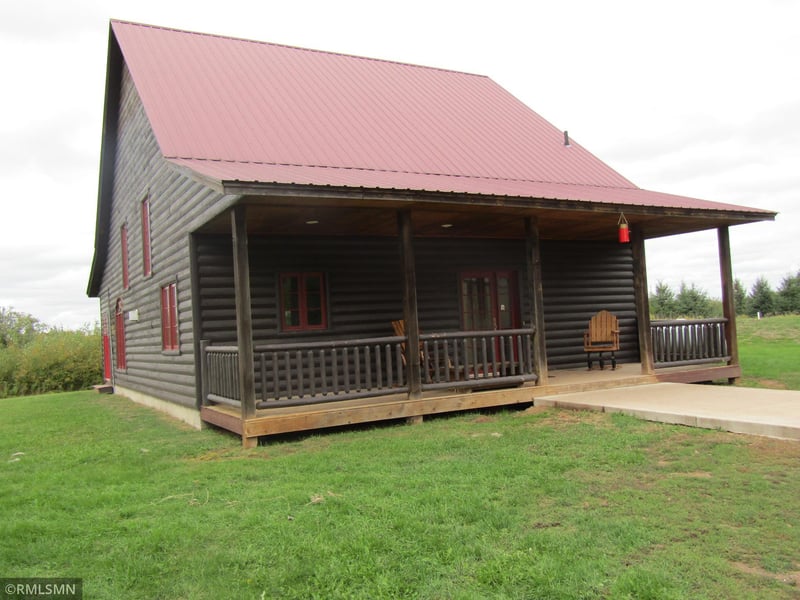 21157 Homestead Rd, Pine City, MN 55063