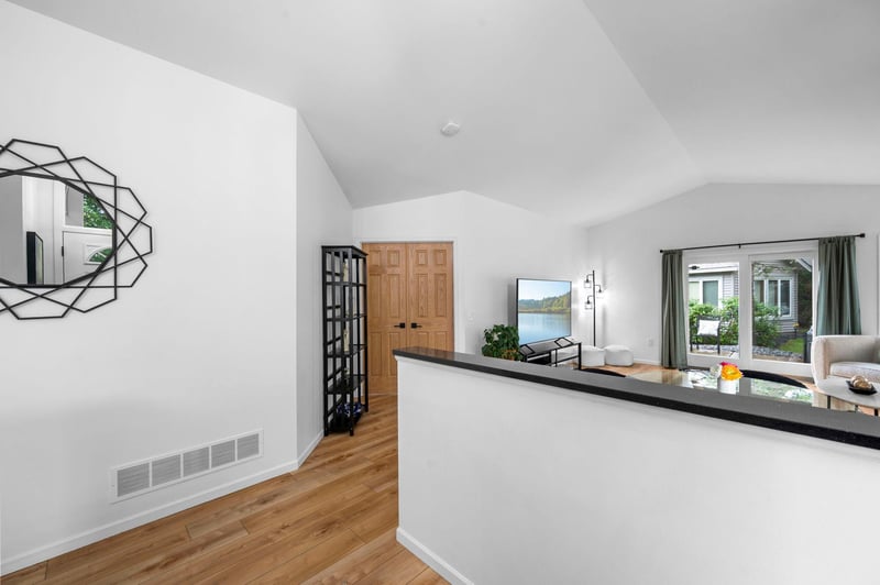 2530 Sumac Rg, White Bear Lake, MN 55110