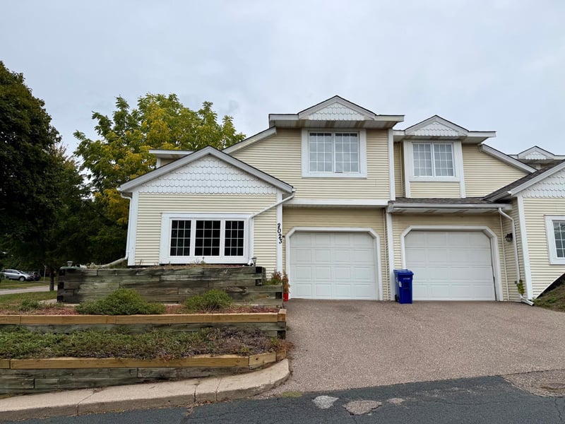 2023 Parkside Dr, Saint Paul, MN 55119