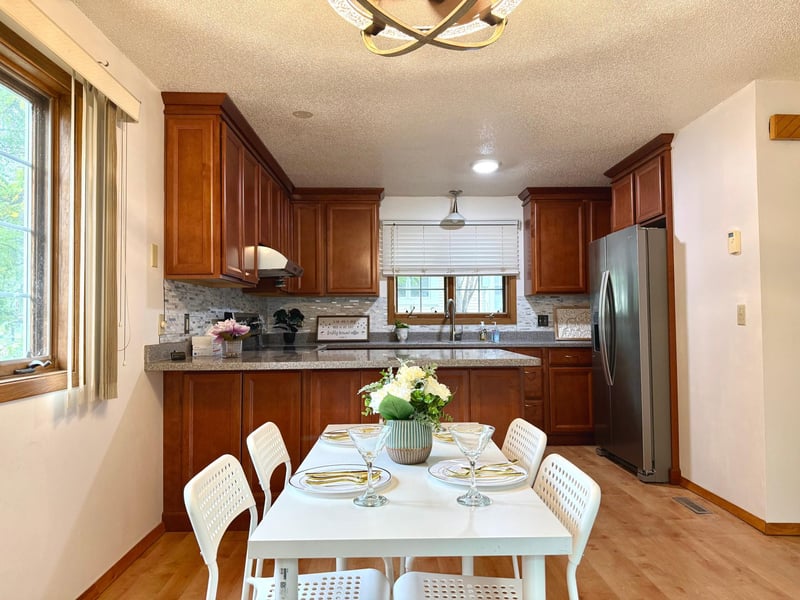 2023 Parkside Dr, Saint Paul, MN 55119