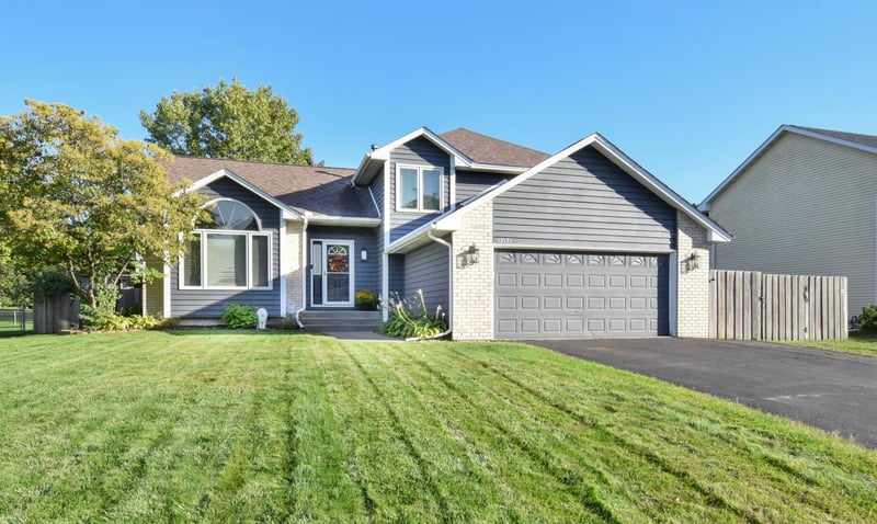 13171 Zion St NW, Coon Rapids, MN 55448