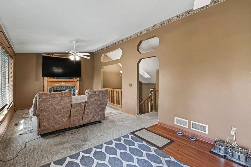 7850 Grinnell Ct E, Lakeville, MN 55044