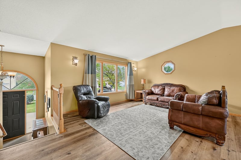 6159 Ripley Ln NW, Rochester, MN 55901