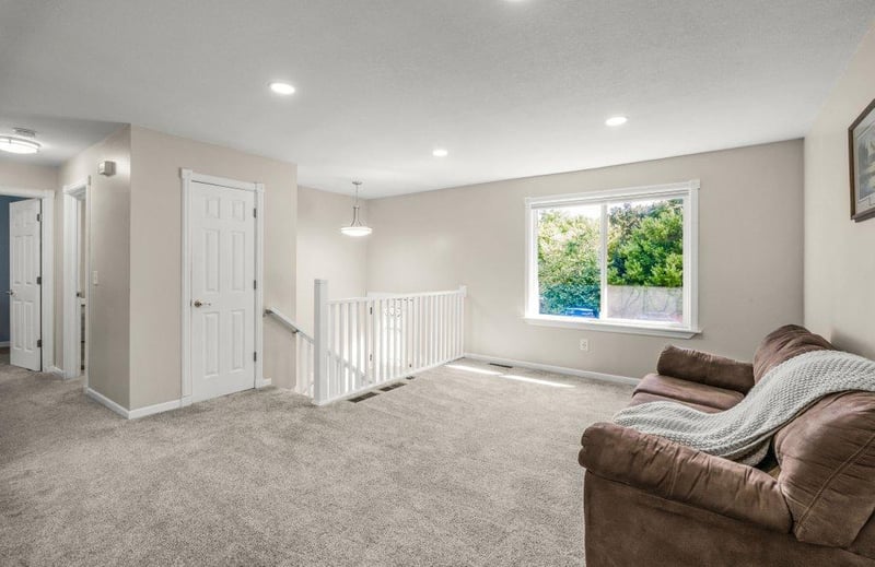 25480 102nd St NW, Zimmerman, MN 55398