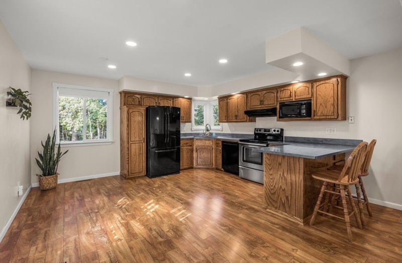 25480 102nd St NW, Zimmerman, MN 55398