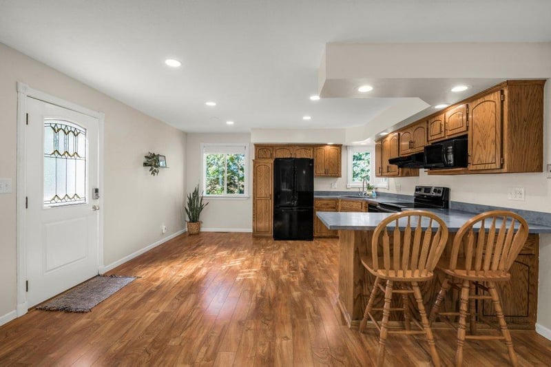 25480 102nd St NW, Zimmerman, MN 55398
