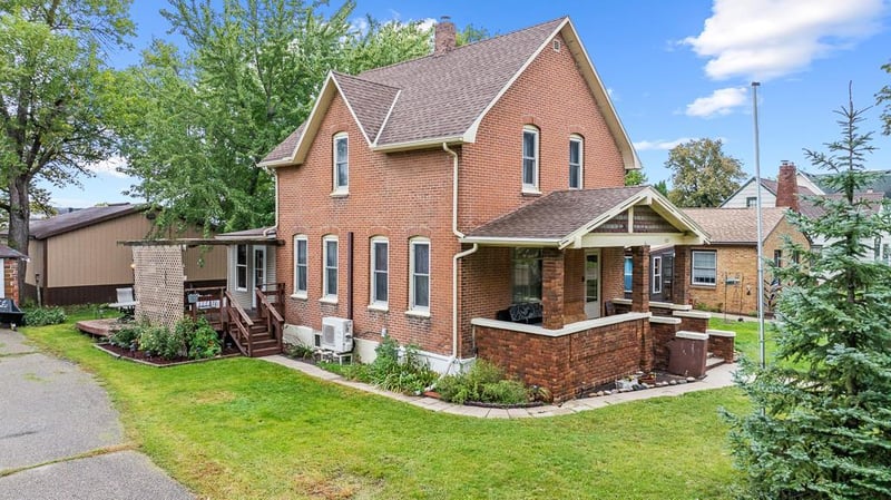103 N Mcgoudy St, Tyler, MN 56178