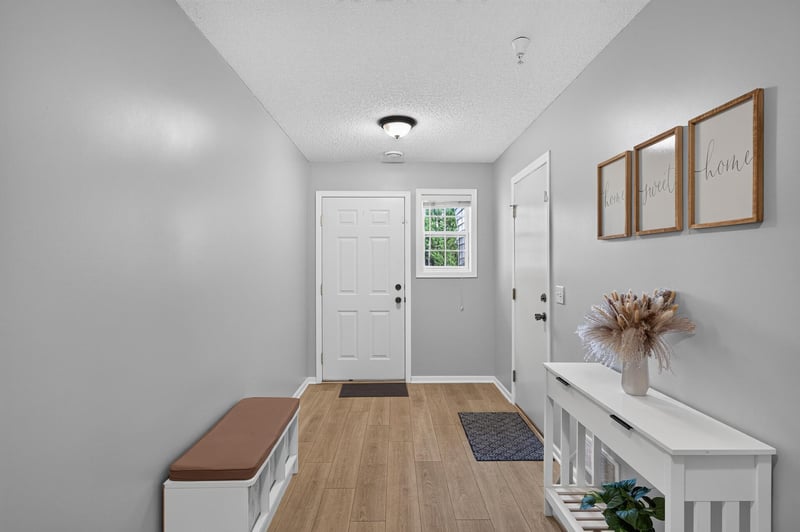 17679 Hackberry Ct, Eden Prairie, MN 55347
