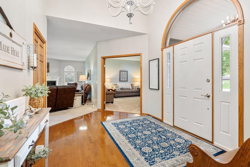 1565 Dell Pl, Owatonna, MN 55060