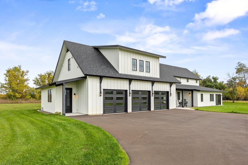8800 Grace Ln N, Greenfield, MN 55357