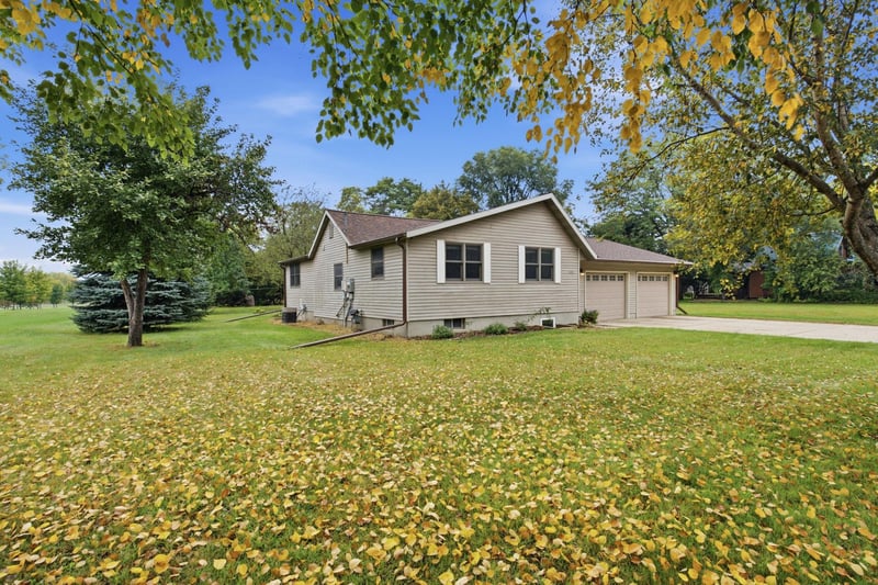 212 21st St S, Benson, MN 56215