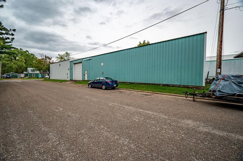 705 Pine St, Prescott, WI 54021