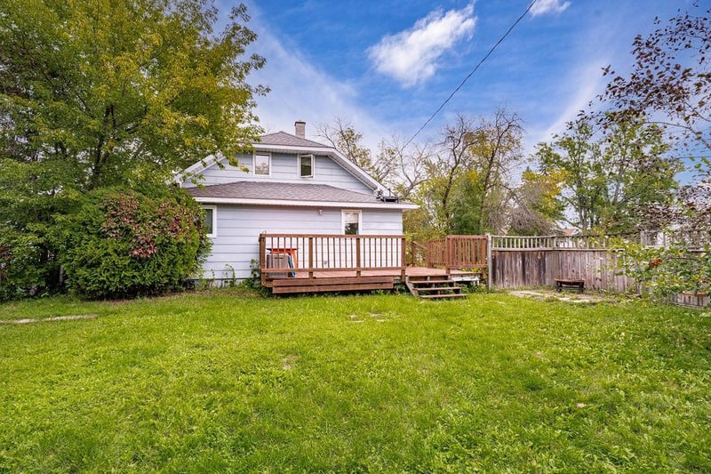 421 10th St, Cloquet, MN 55720