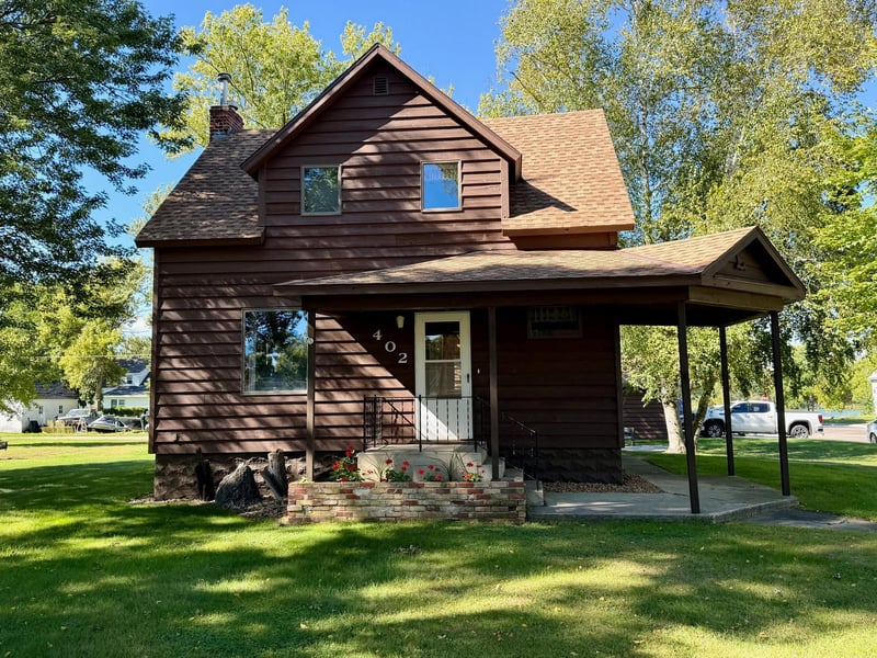 402 3rd St S, Atwater, MN 56209