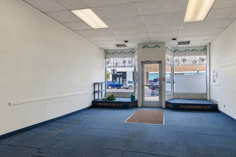 123 N Minnesota St, New Ulm, MN 56073