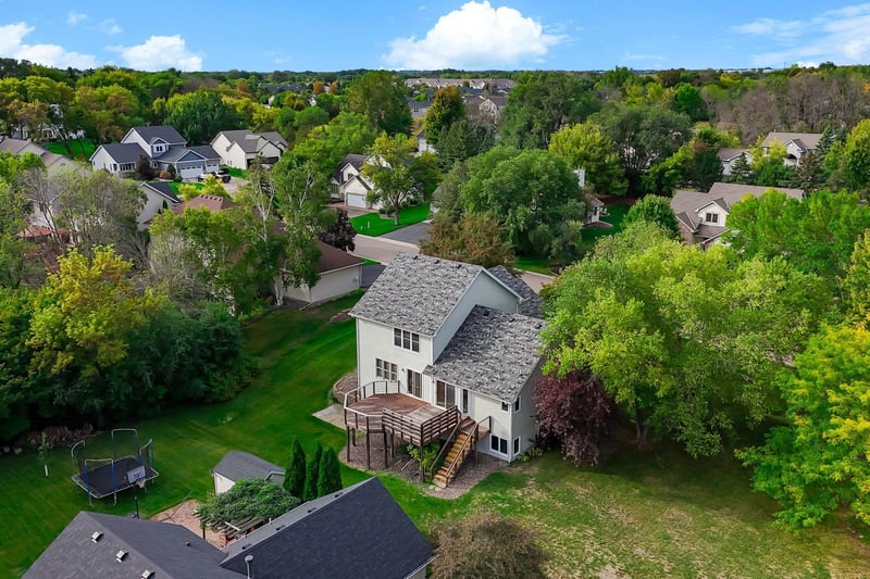 8843 Blackoaks Ln N, Maple Grove, MN 55311
