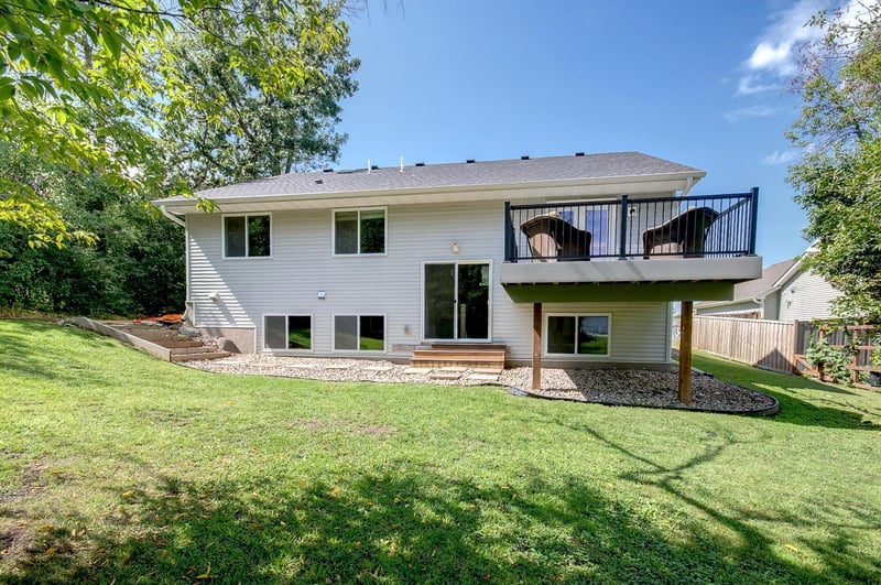 320 4th Ave NE, Lonsdale, MN 55046