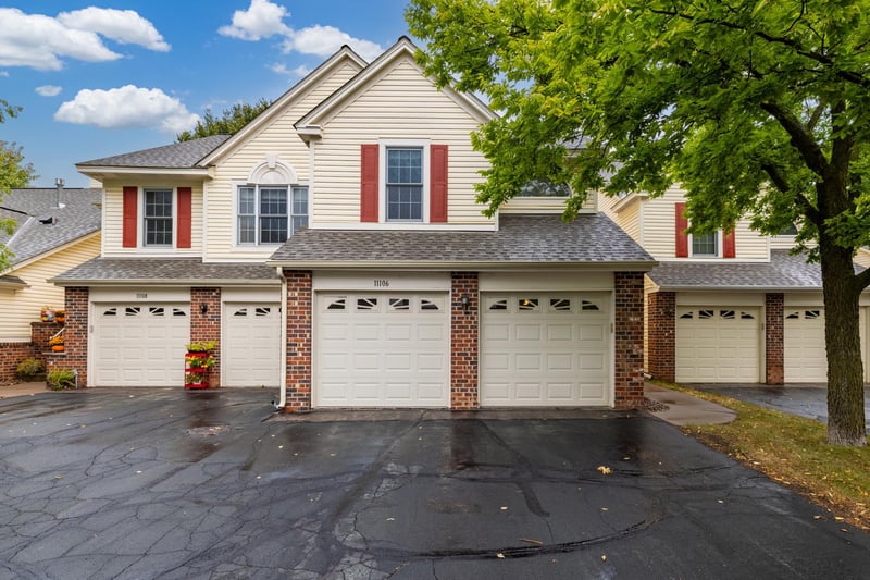 11106 Oregon Ave S, Bloomington, MN 55438