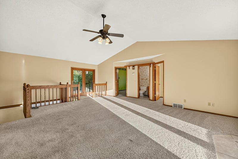1618 Park Rd, Saint Charles, MN 55972
