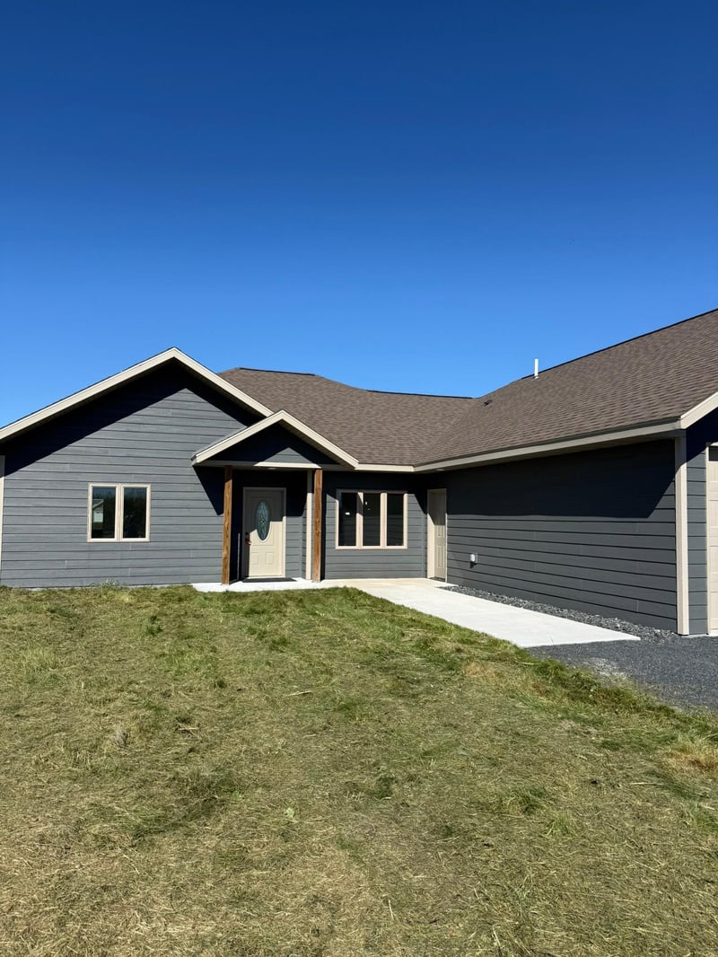2158 Fighting Sioux Loop NW, Baudette, MN 56623