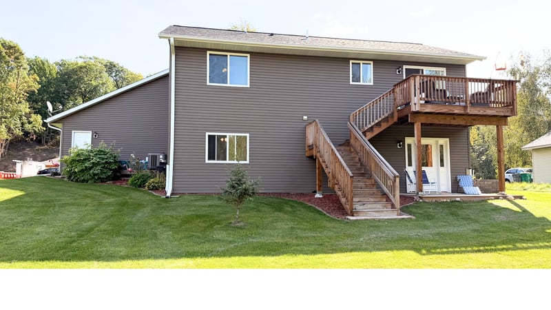 444 Roosevelt Dr, Dresser, WI 54009