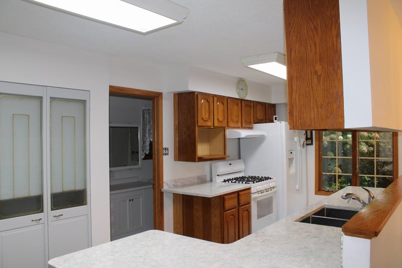 S3561 Chicken Valley Rd, Fountain City, WI 54629