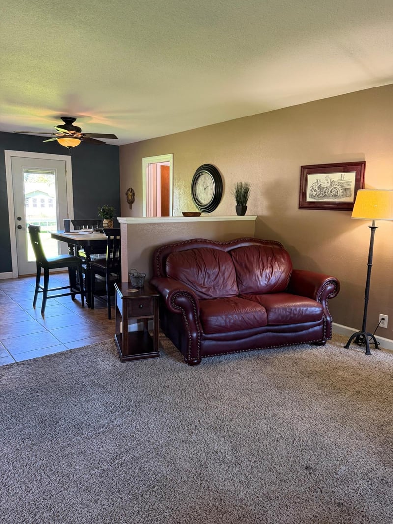 1230 S State St, Fairmont, MN 56031