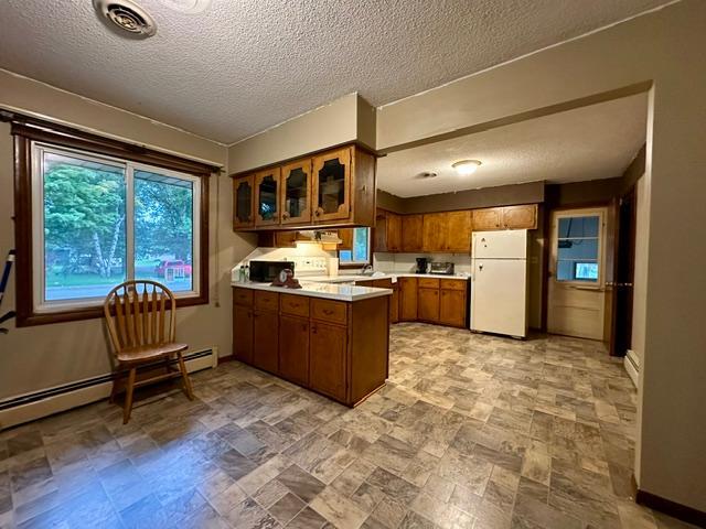 416 S Sunset Ave, Parkers Prairie, MN 56361
