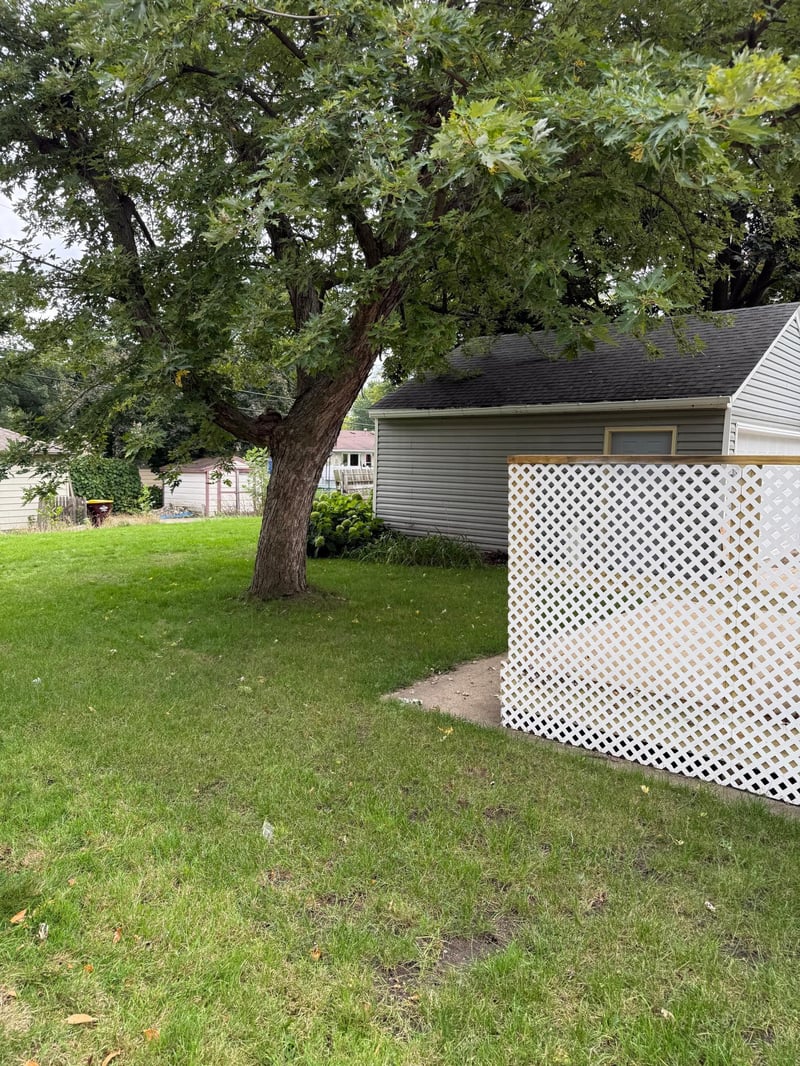 1154 Cherokee Ave, West Saint Paul, MN 55118