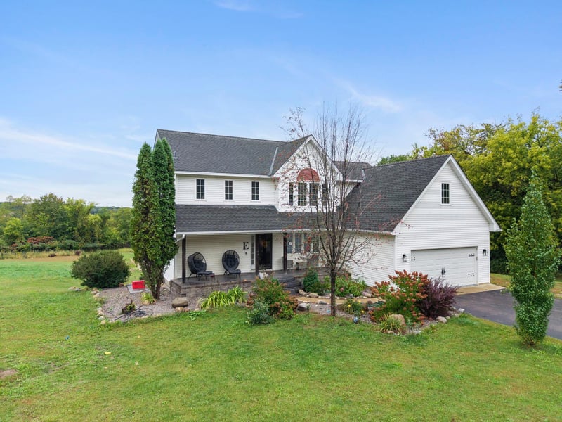 8177 Acacia Ave NE, Monticello, MN 55362