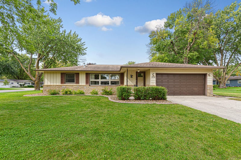 1530 Truman Ave, Owatonna, MN 55060