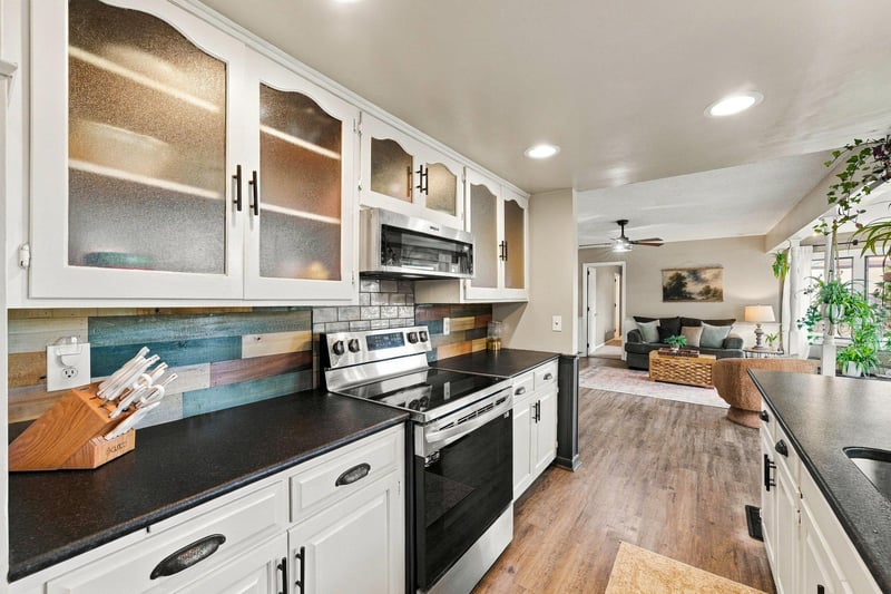 16497 Franklin Trl SE, Prior Lake, MN 55372