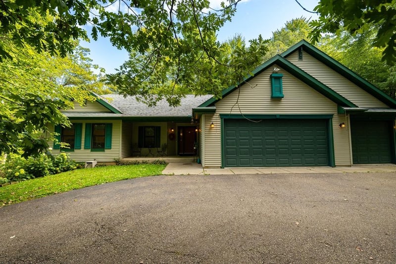 N7124 Arbor Ln, Durand, WI 54736