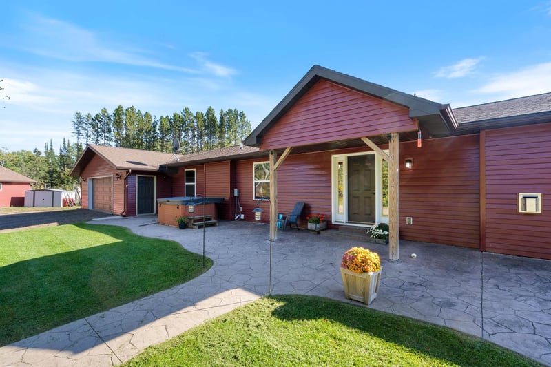 6579 Highway 53, Saginaw, MN 55779