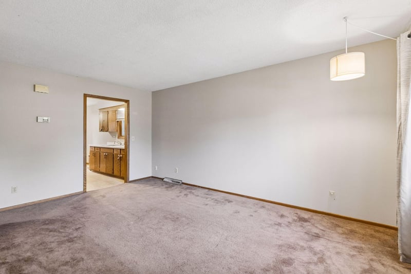 2222-2226 Beech St E, Saint Paul, MN 55119