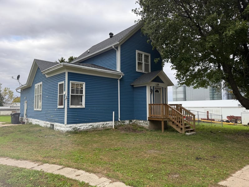 113 Nevada Ave, Adrian, MN 56110
