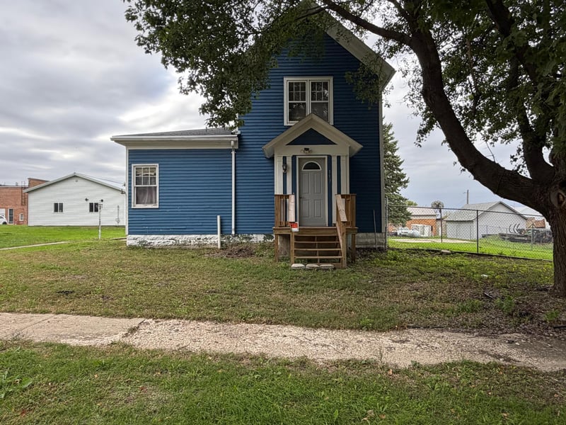 113 Nevada Ave, Adrian, MN 56110