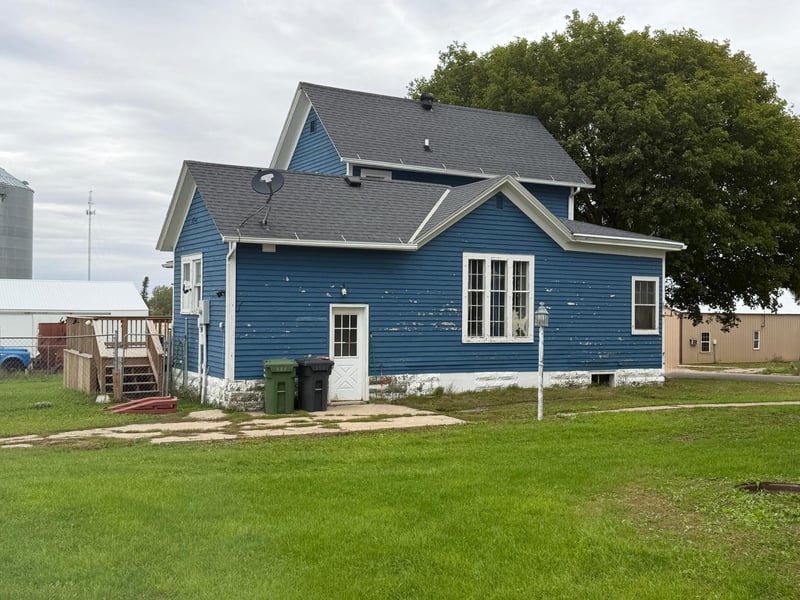113 Nevada Ave, Adrian, MN 56110